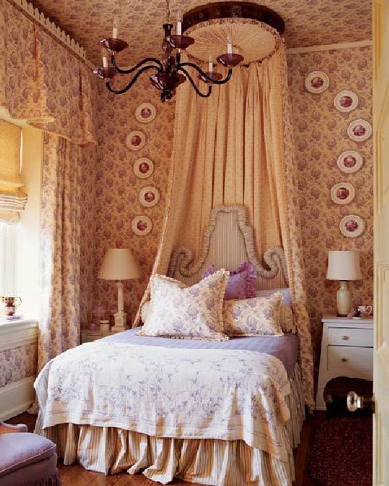 45 Beautiful Bedroom Decorated with Canopy Beds - Design Swan