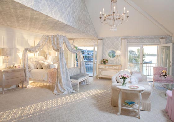 45 Beautiful Bedroom Decorated with Canopy Beds