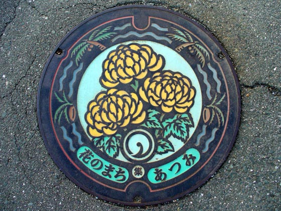 Artistic Manhole Covers in Japan