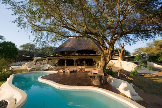 Nature Embracing Villa in Lower Zambezi National Park