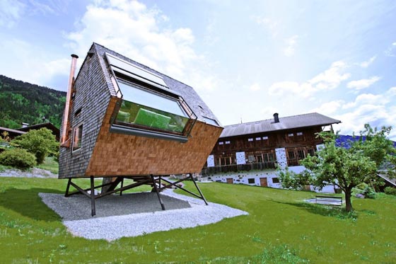 Uvogel: 45-square-meter house for Breathtaking Views