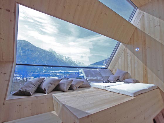 Uvogel: 45-square-meter house for Breathtaking Views