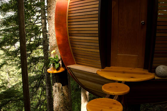 HemLoft: A Secret Tree House Hiding in the Woods of Whistler, Canada