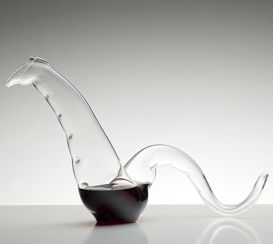 8 Stylish and Functional Wine Decanters