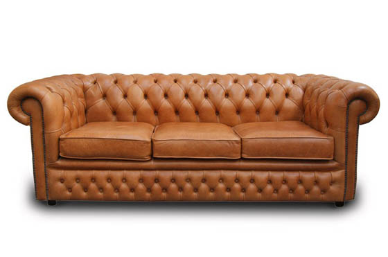 Decorating your living room with a Chesterfield sofa