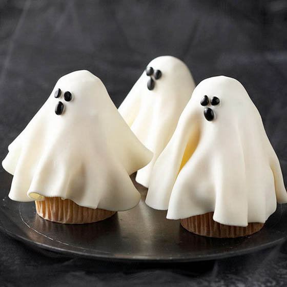28 Creative and Spooky Halloween Treats