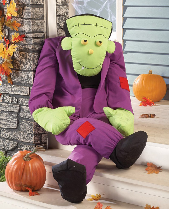 10 Cool Outdoor Halloween Decorations