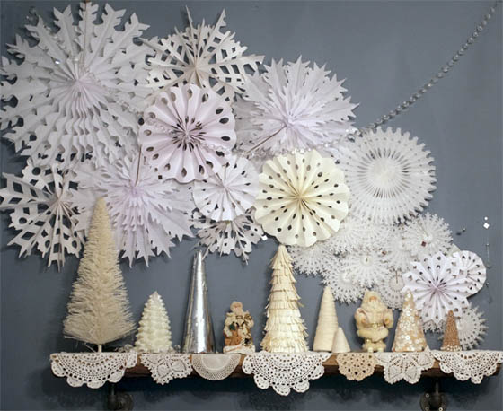 17 Beautiful Christmas Wall Decoration Ideas