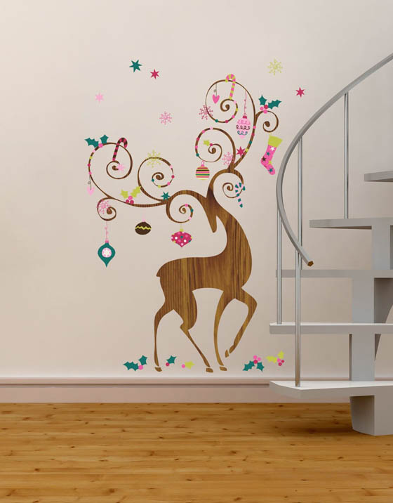 17 Beautiful Christmas Wall Decoration Ideas