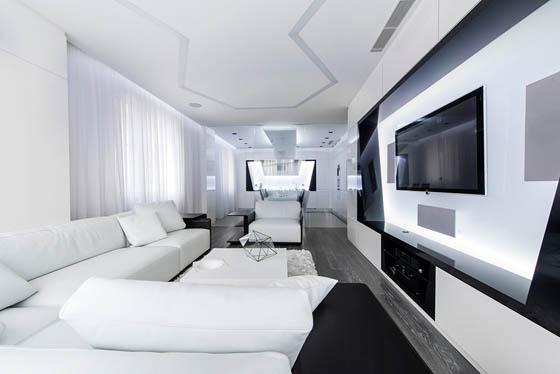Futuristic Spaceship-like Apartment in Moscow