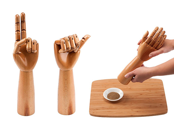 Funny salt deals and pepper mills