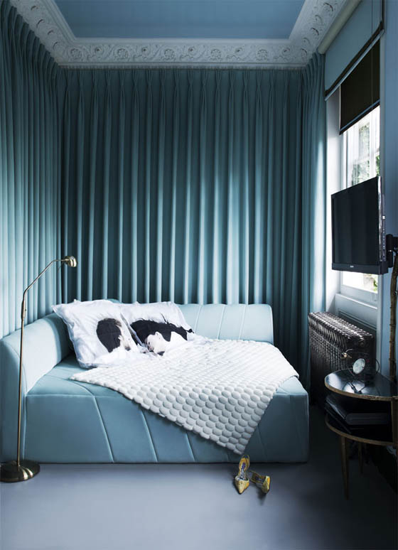 Mediterranean Style Apartment in London of Designer Danielle Moudabe