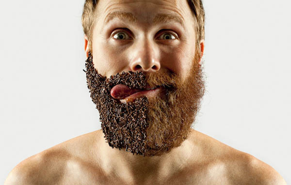 Fifty Fifty Selfie Barber Shop: Half Beard Show