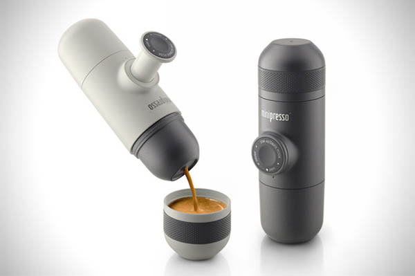 Minipresso: A Pocket Size Espresso Maker Help Brew Your Coffee On The Go