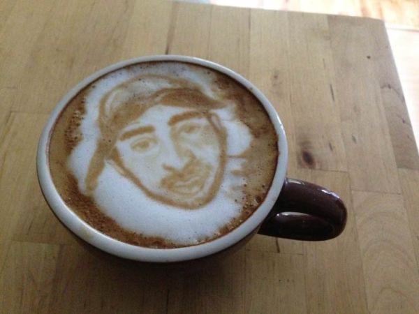 Realistic Latte Portrait: Latte Art by Michael Breach