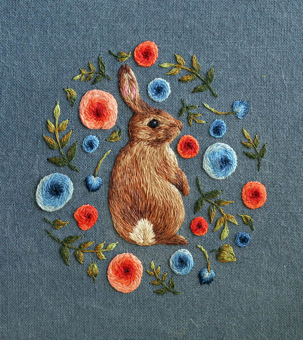 Realistic Densely Embroidered Animals by Chloe Giordano
