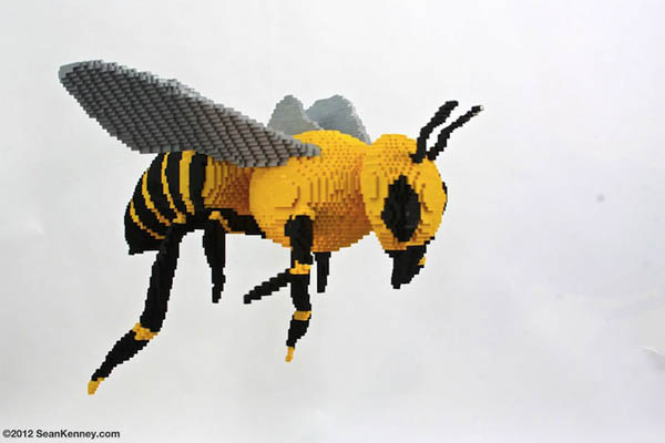 Meticulous Animal Sculpture Made out Of LEGOs