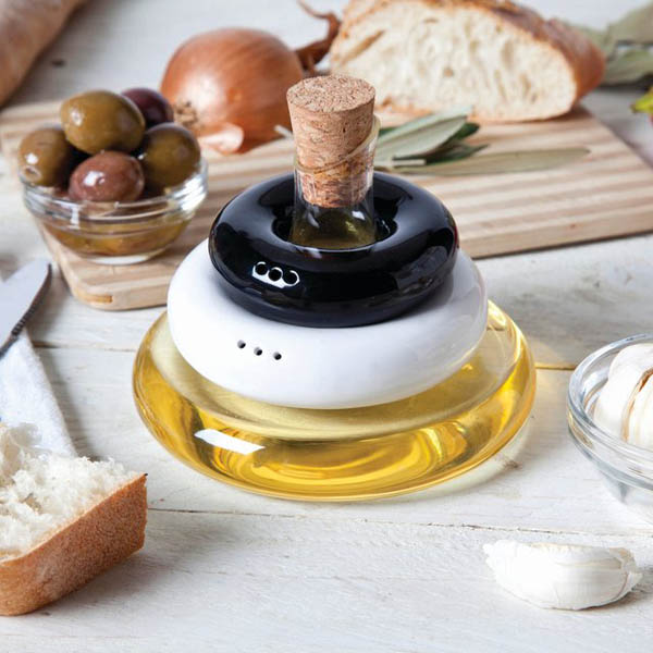 19 Coolest Salt and Pepper Shakers
