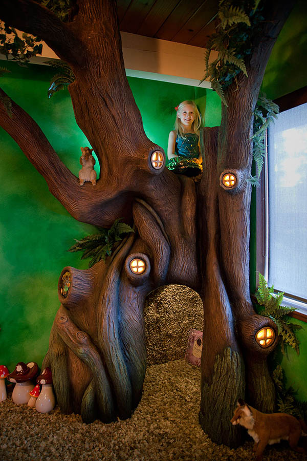 Dad Spends 18 Months to Create a Fairytale Looking Room for His Daughter