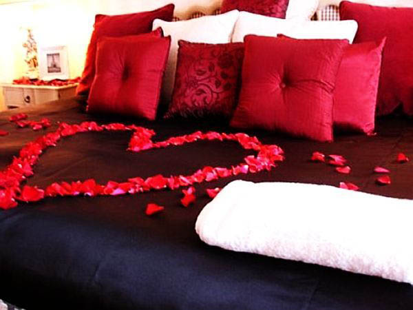 Valentine's Day Bedroom Decoration Ideas