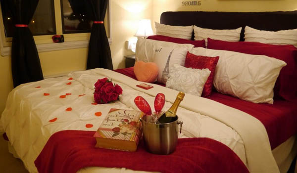 Valentine's Day Bedroom Decoration Ideas