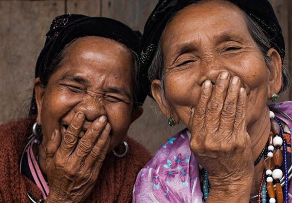 Hidden Smile of Vietnam Captured by Réhah