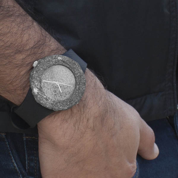 Lunar Watch: Wristwatches Crafted from Genuine Moon Rock
