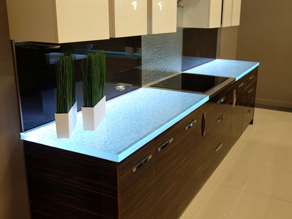 Glass Countertops are Transforming Kitchens Worldwide