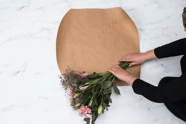Brown Paper Flower Packaging Which Doesn't Look Down-to-earth