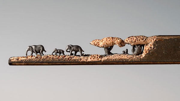 Elephant Walk: Stunning Macro Sculpture Carved Out of Pencils