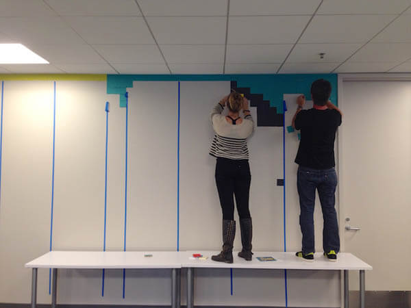 Get Bored With the Drab Walls at Your Office? Let's Have Some Post-It Hero