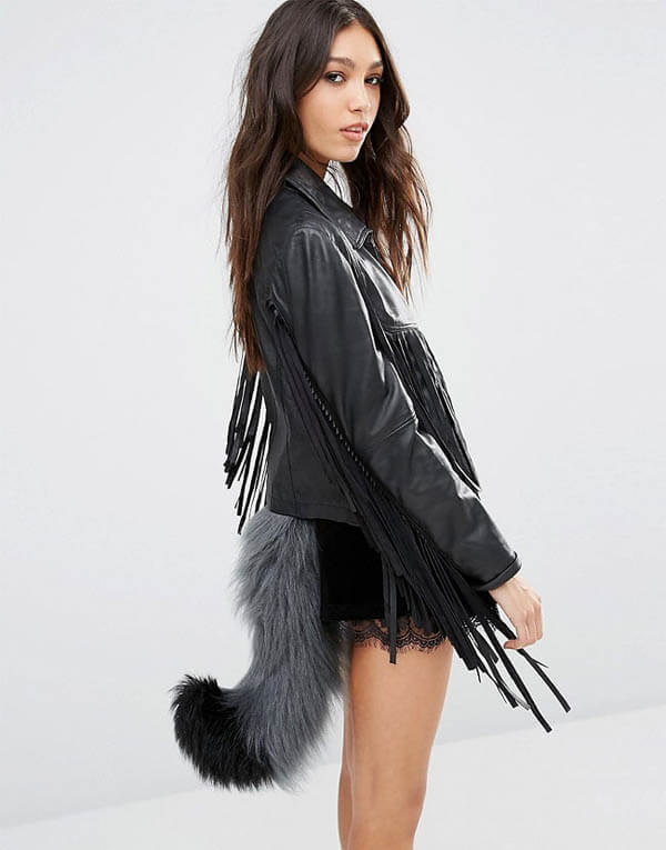 Hipster trend: Fox tails