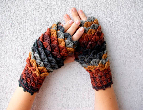 Awesome Dragon Gloves with Crochet Scales