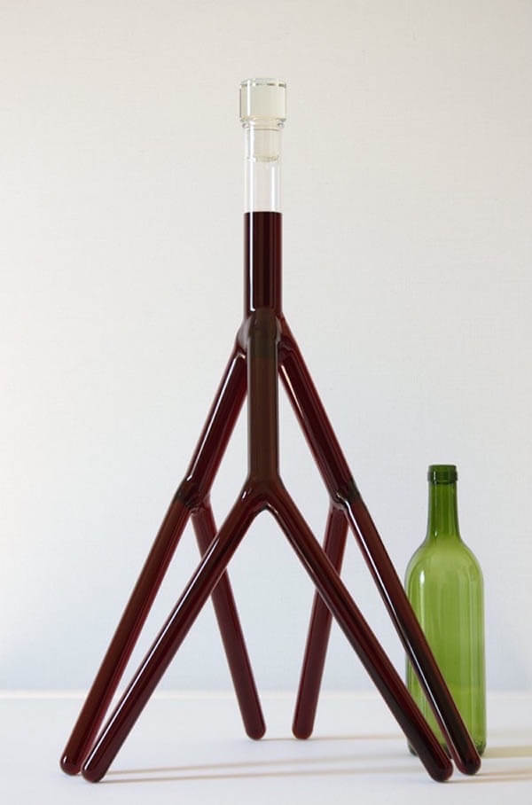 Strange Decanters: Hand-blown Exquisite Wine Decanters by Etienne Meneau