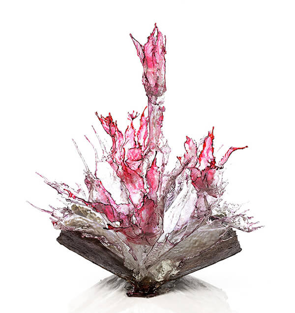 Frozen Instants: Splashing Resin Glass Sculptures