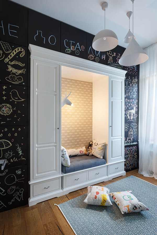 Creative and Playful Apartment For Artist in Ukraine