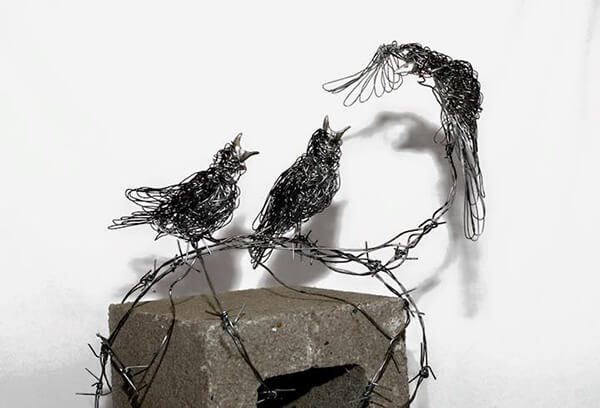 Wire Animal Sculptures in Motion by Candice Bees