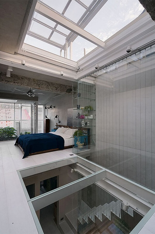 House W: The Unusual Old Three-story Townhouse with Glass Floor in Taipei