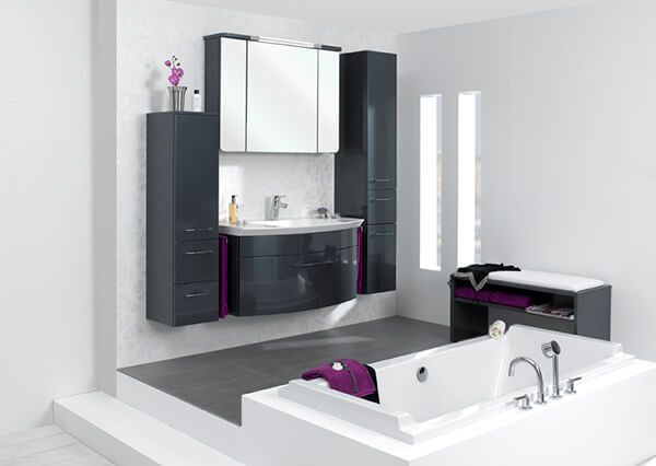 Top ways to design a functional but beautiful small bathroom