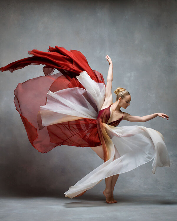 NYC Dance Project: Stunning Photos of Dancers in Motion – Design Swan