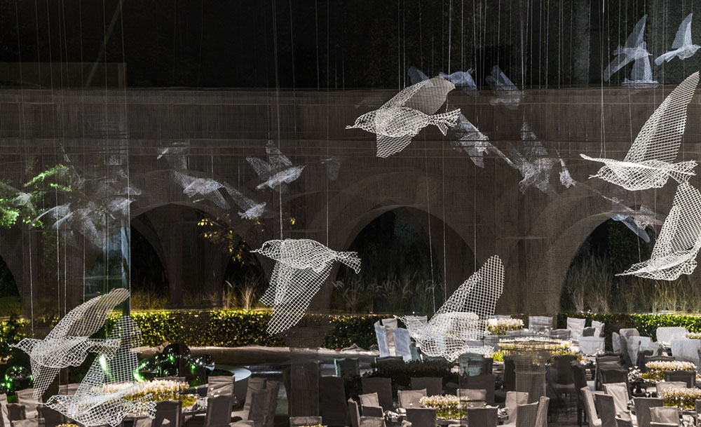 Magnificent Wire Mesh Architecture by Edoardo Tresoldi