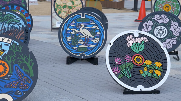 Only in Japan: Unusual Japanese Manhole Factory