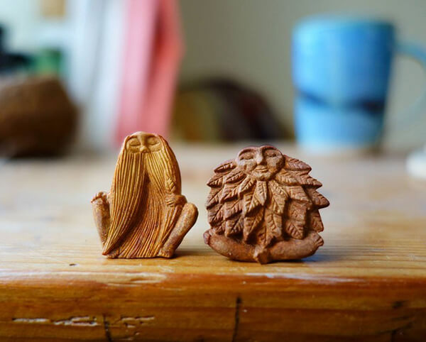 Miniature Sculptures Carved Out of Avocado Pit