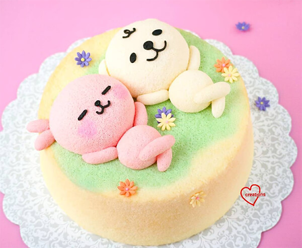 Adorable and Cuddly Stuffed Animals Looking Cake