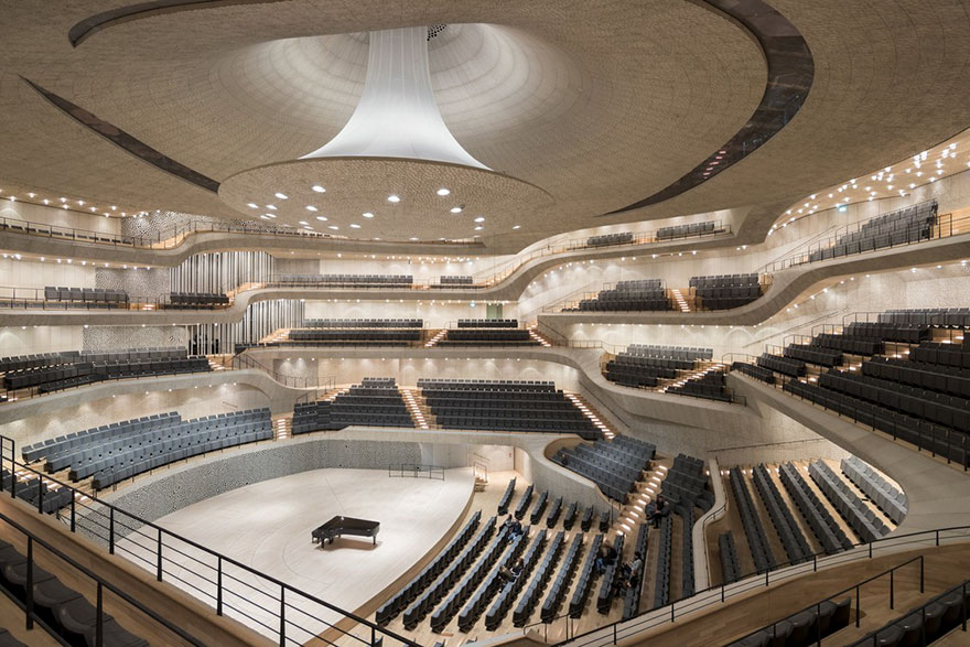 Elbphilharmonie: Magnificent Concert Hall in Hamburg, German