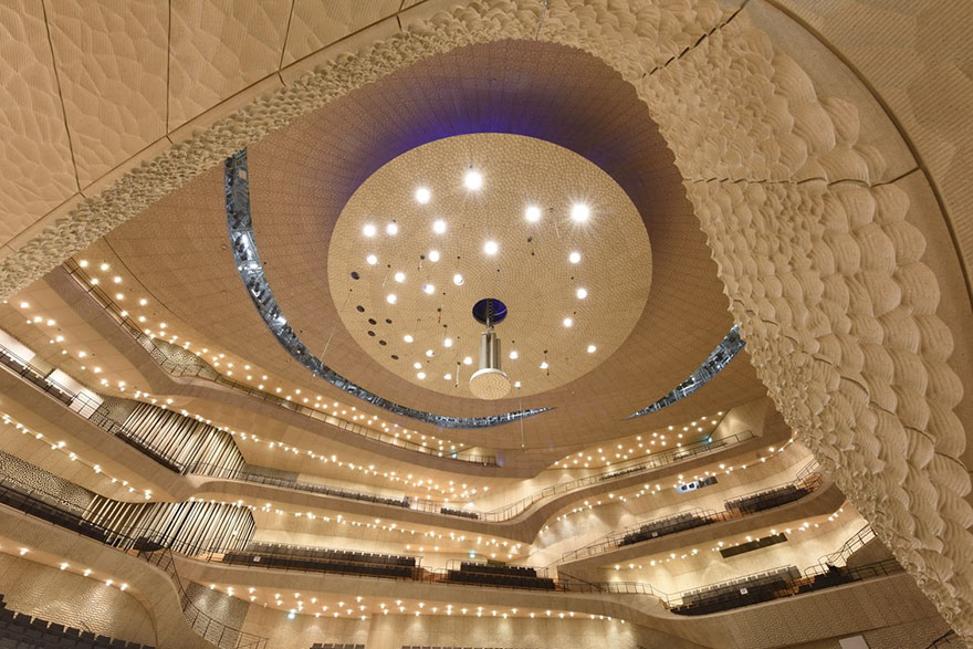 Elbphilharmonie: Magnificent Concert Hall in Hamburg, German