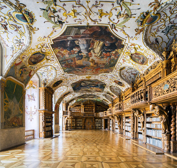 Most Beautiful Libraries Around the World by Reinhard Görner