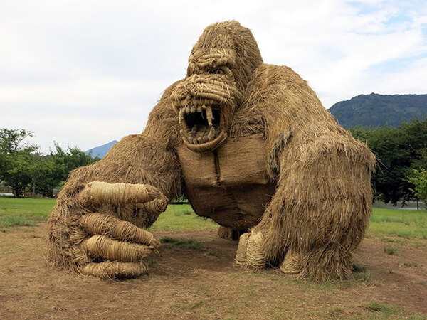 Japan’s 10th Annual Rice Straw Sculptures Festival