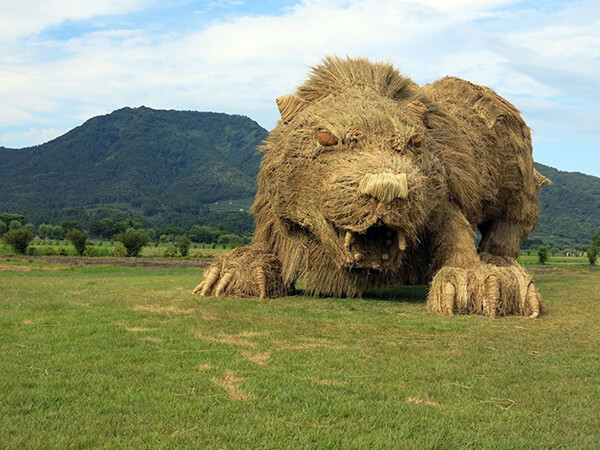 Japan’s 10th Annual Rice Straw Sculptures Festival
