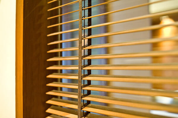 How To Know When Venetian Blinds Are The Clear Choice For Your Window Coverings